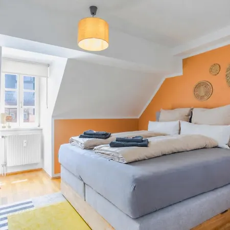 Appartement Quiet Courtyard Altstadt - 3br & Free Parking By Hero Homes