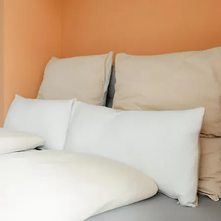 Quiet Courtyard Altstadt - 3br & Free Parking By Hero Homes Graz