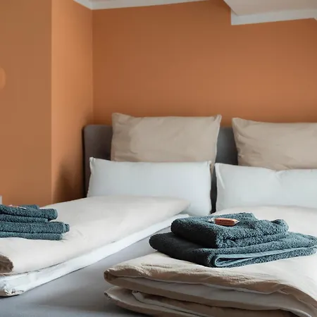 Quiet Courtyard Altstadt - 3br & Free Parking By Hero Homes